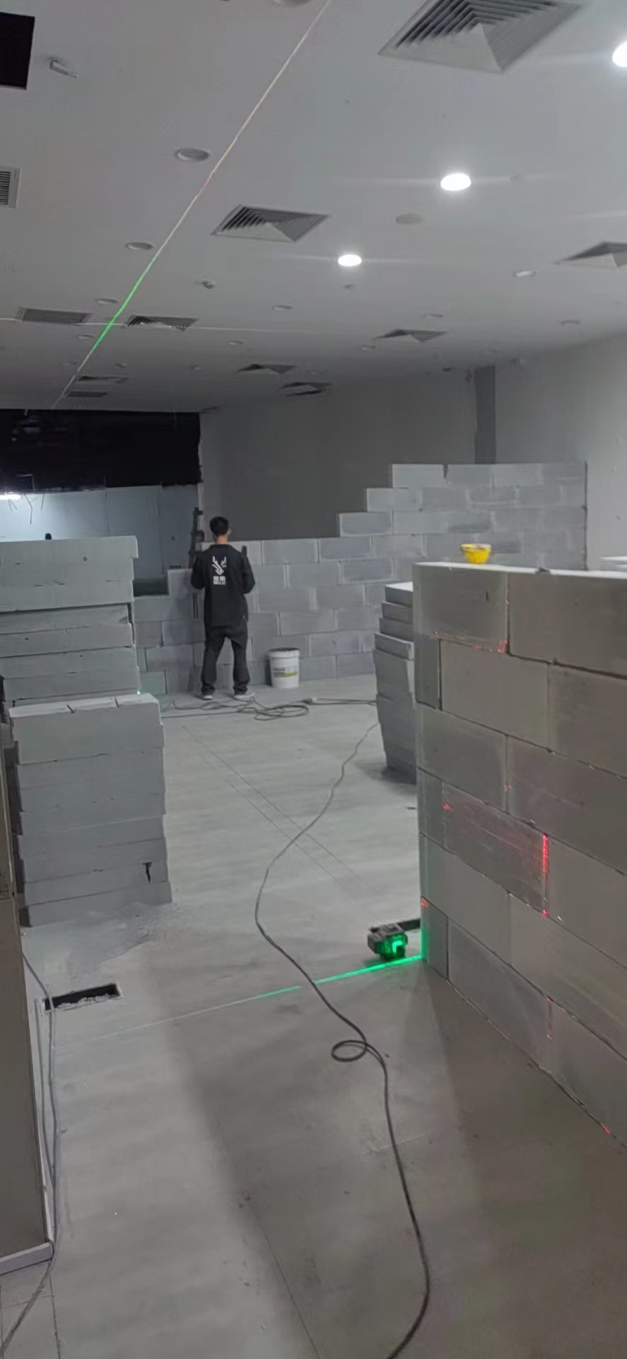 加气块隔墙施工现场